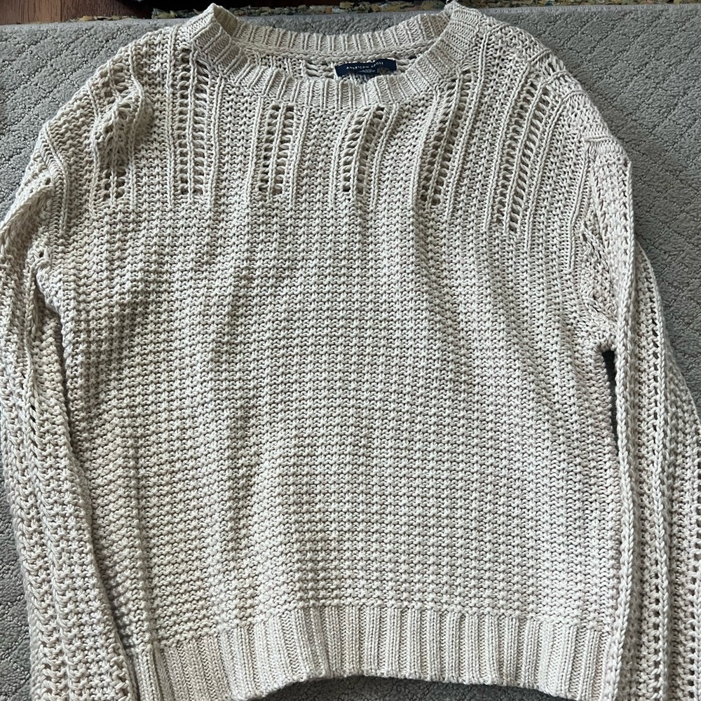 American eagle women’s sweater